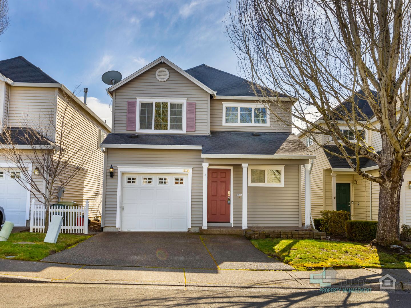 2 Bedroom, 2.5 Bath Close to Nike and Intel!