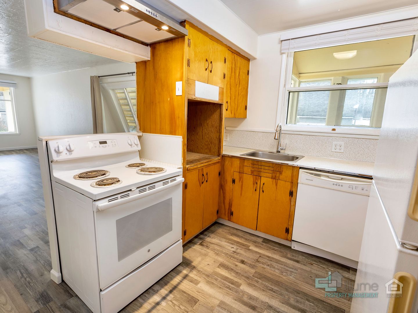 Capital Park Apartments - CONSERVICE 8 of 12