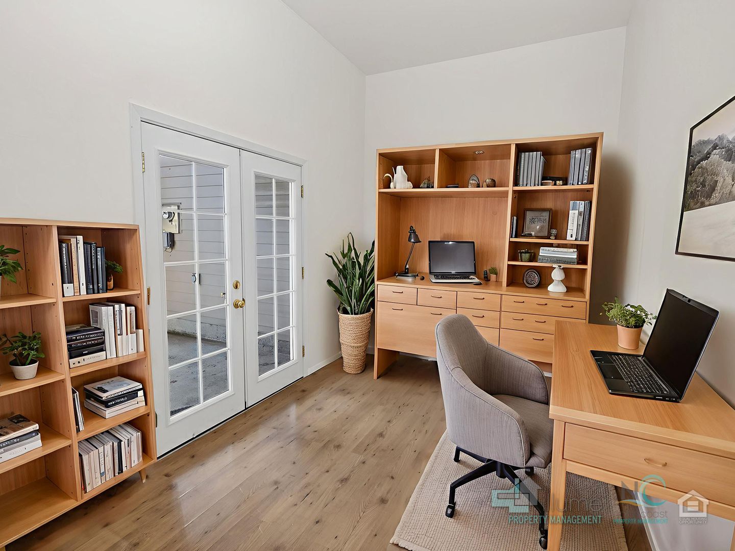 Work space at 849 Gaul