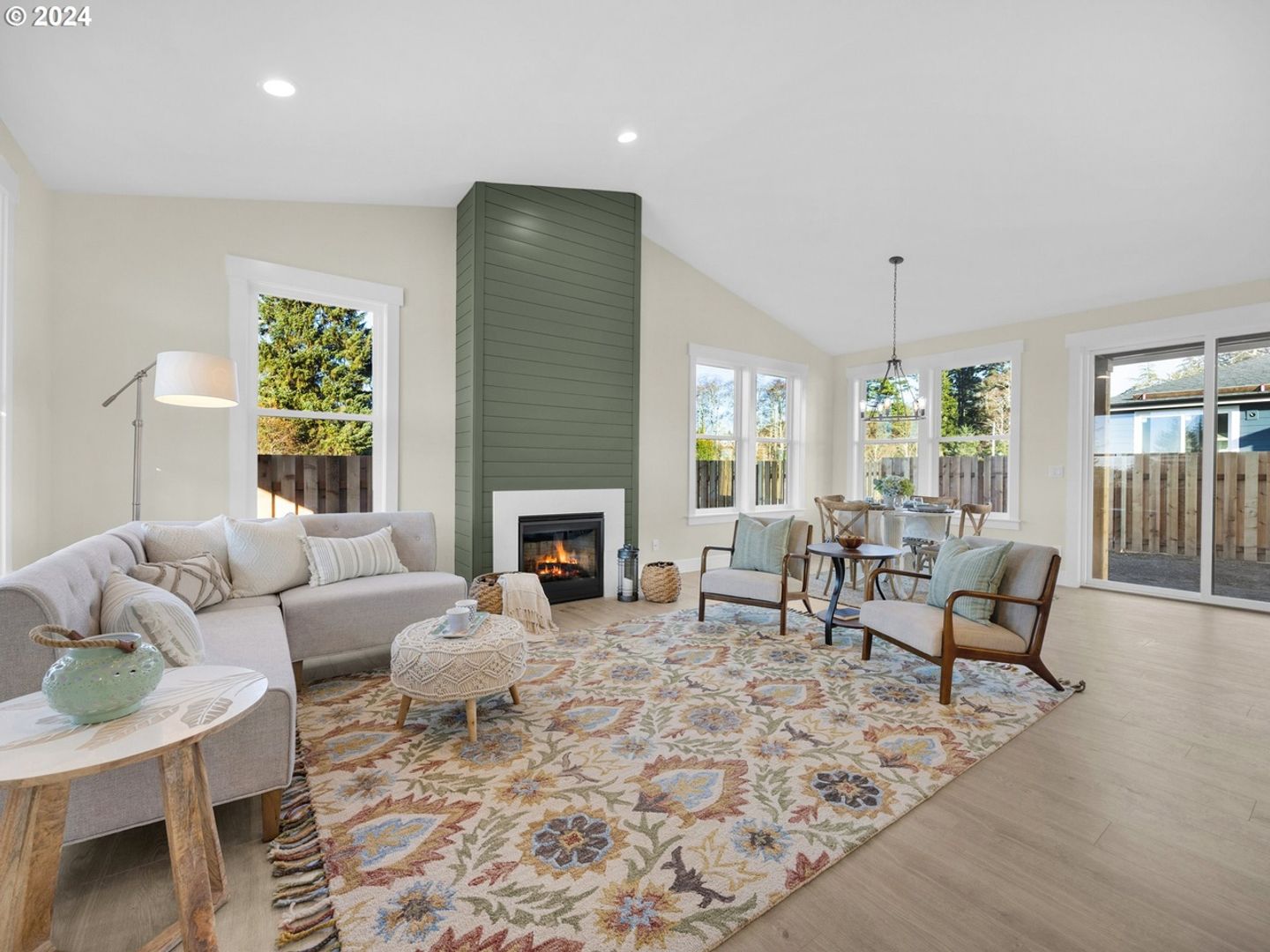 Seaside House: 1521 Sunlit Lane