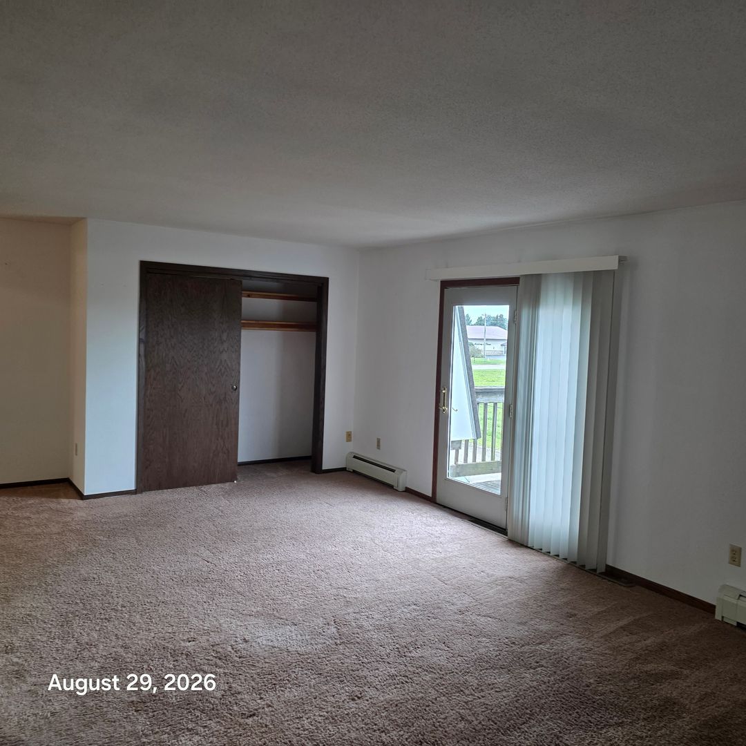 B&amp;H Apartments. 9 of 10