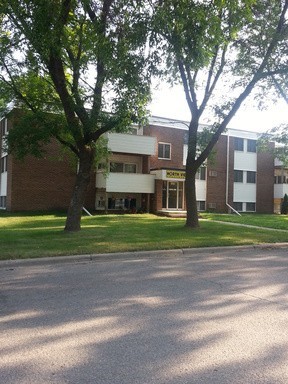 Owatonna Apartment: 250 21st Street North West
