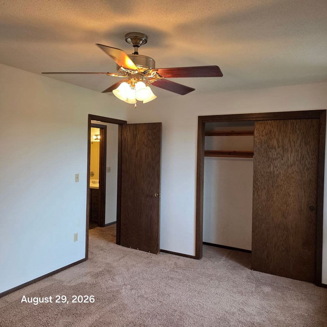 B&amp;H Apartments. 3 of 10