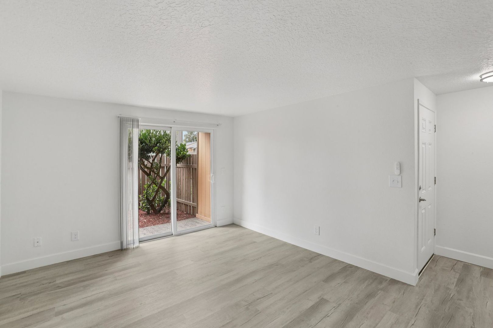 Gresham Apartment: 4725 West Powell Blvd.