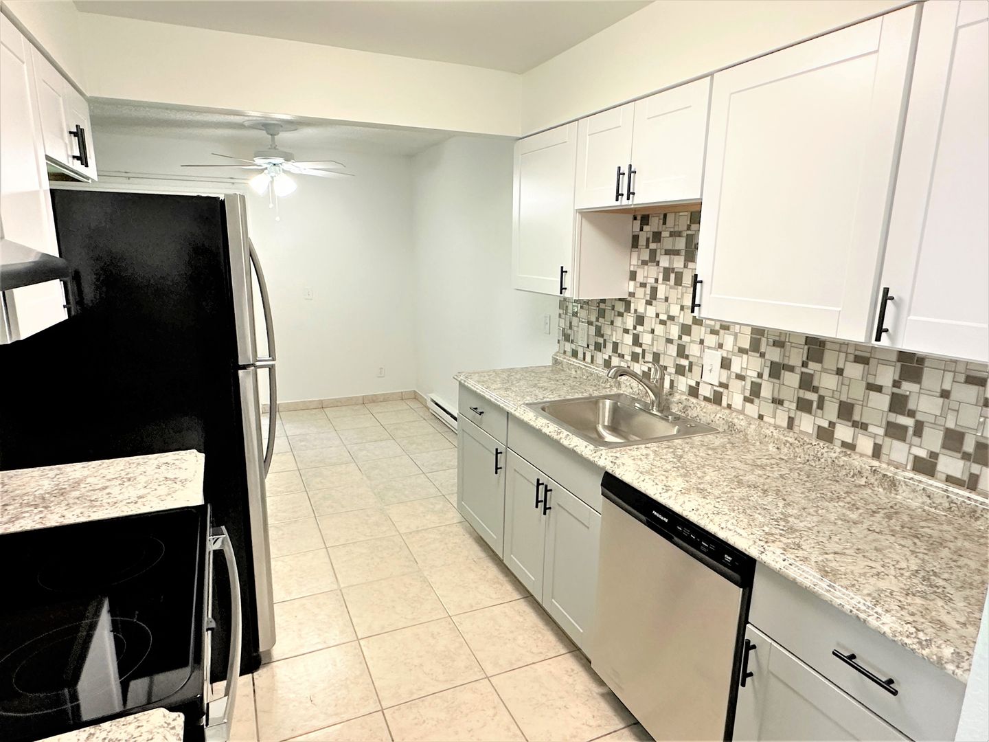 Milwaukie Apartment: 2406 SE Harrison St.