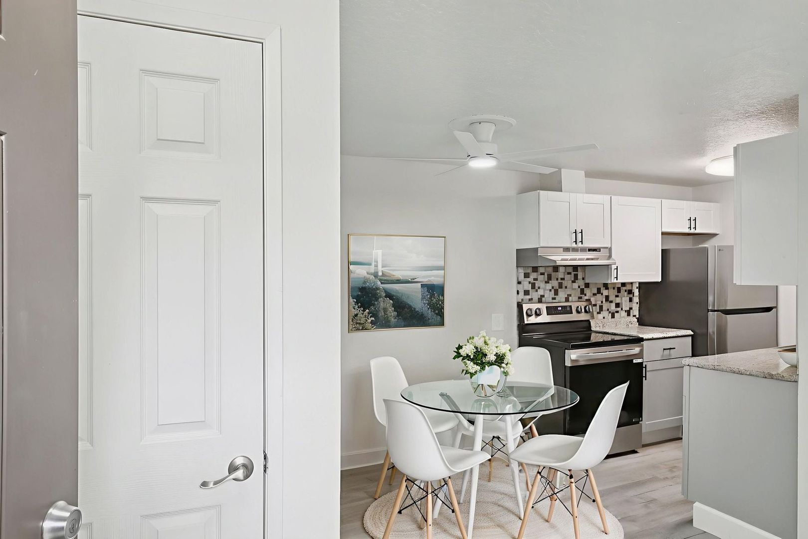 Gresham Apartment: 4725 West Powell Blvd.