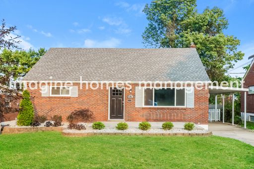 Avaiable mid-September!! Upgraded 4 Bedroom Home in Cincinnati. Pets Welcome! – photo 1