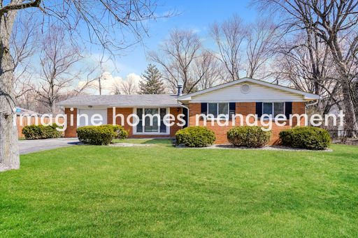 Available in October! Lovely Suburban Ranch, Great Location! – photo 1