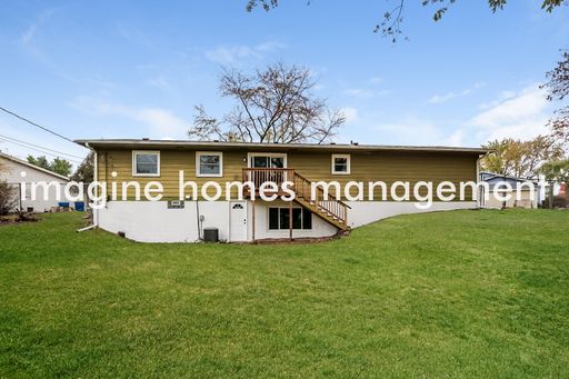 1764 SERPENTINE DR, EAGAN, MN 55122