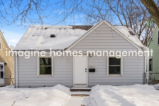 Available in November! Pet-Friendly 3 Bedroom Home in St. Louis Park! – photo 1
