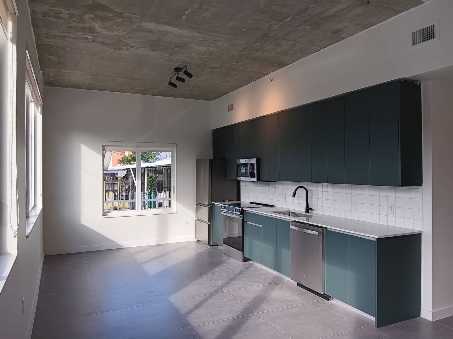 Miami Apartment: 315 NW 32 ST