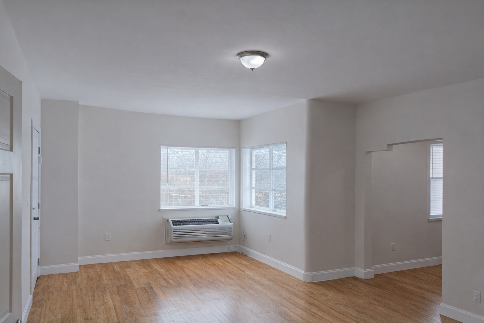 Miami Beach Condo: 8415 Harding Ave