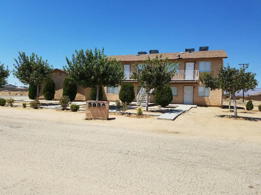 California City Apartment: 21213 89th. St.