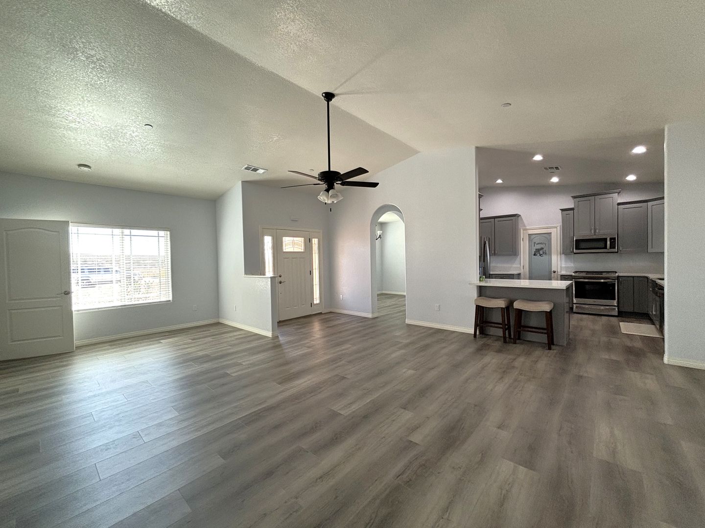 California City House: 9875 Magnolia Ave.