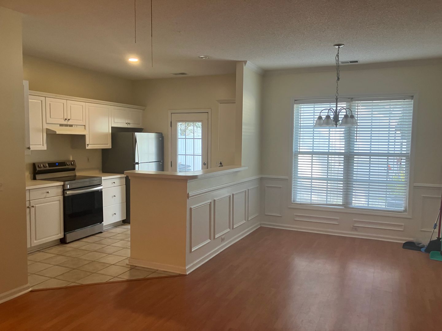 Bluffton House: 47 Regent Avenue