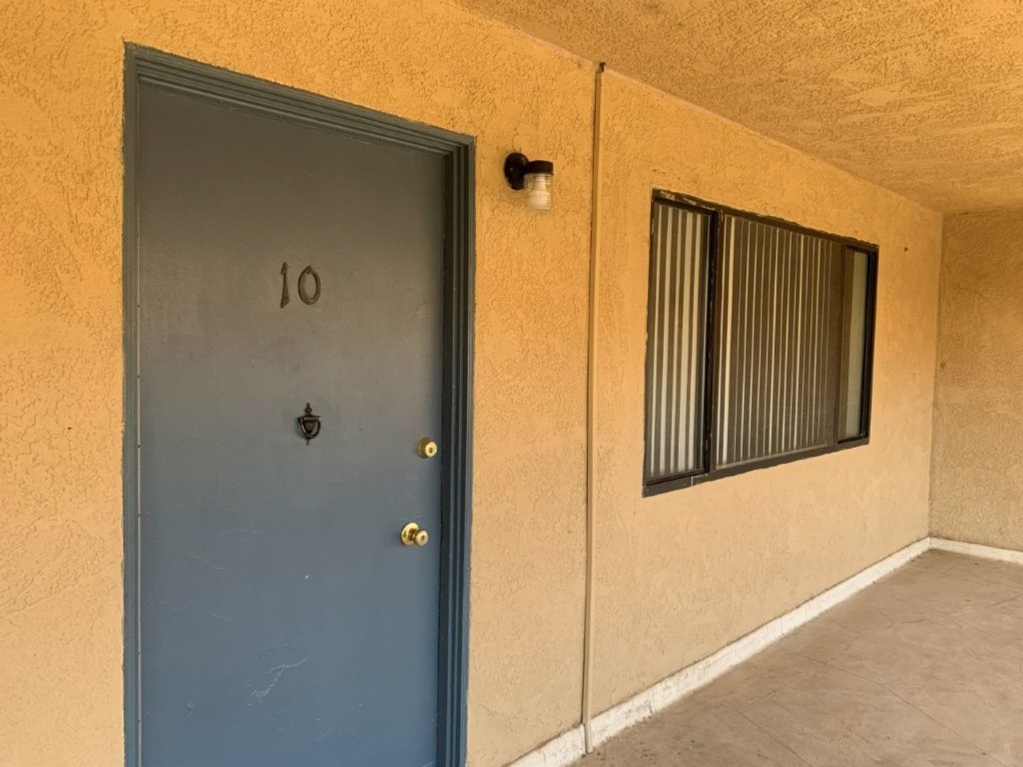 Brawley Apartment: 190 Las Flores Dr.