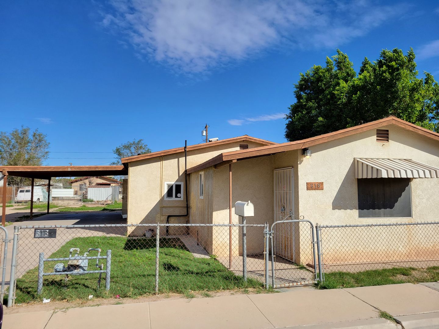 Recently Updated Home for Rent in Brawley!