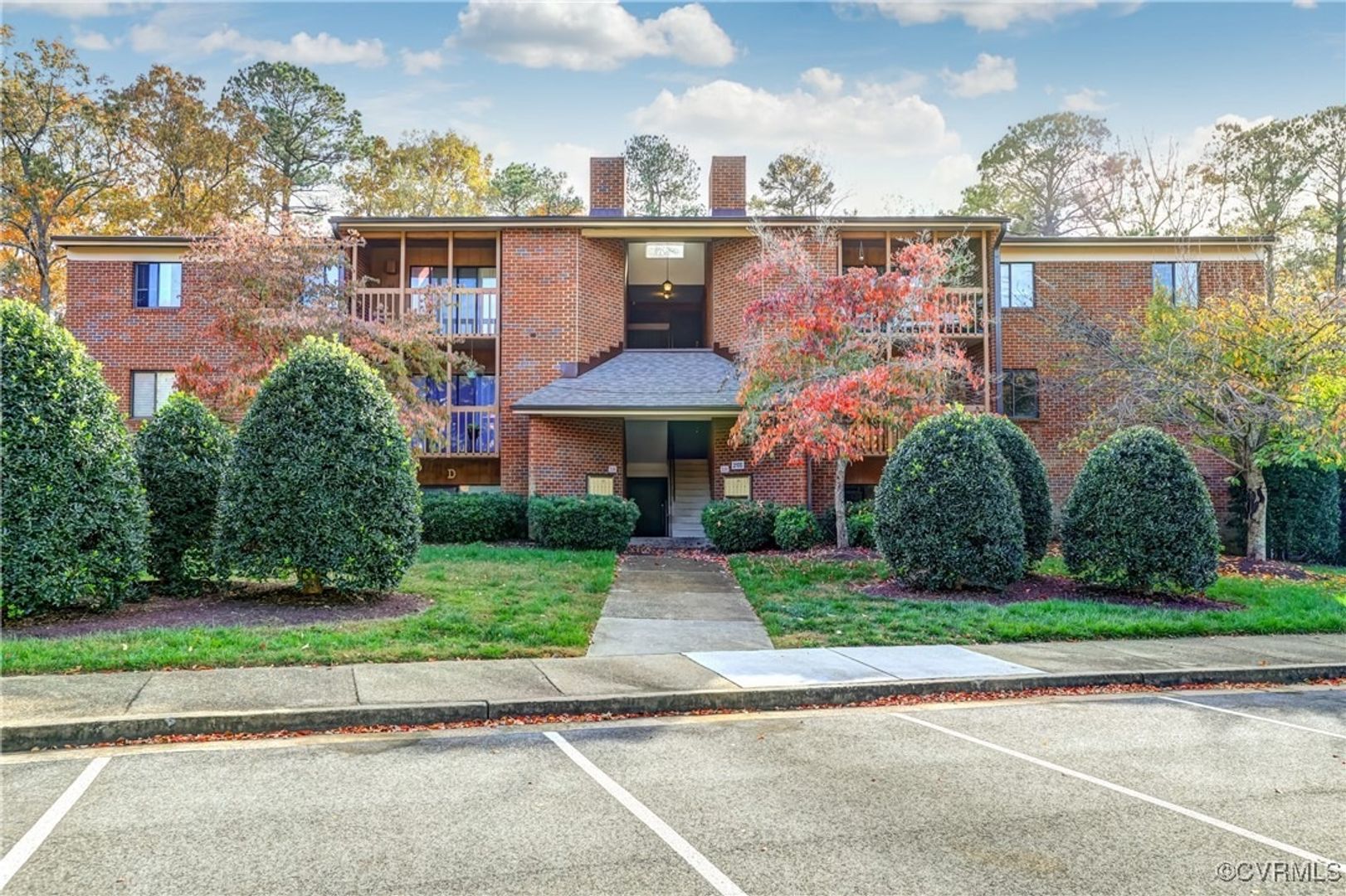 Richmond Condo: 2105 Turtle Creek Drive