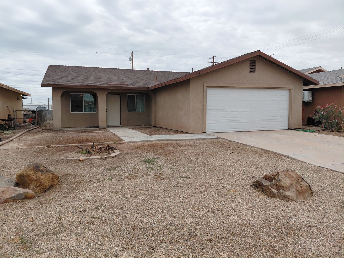 Calipatria House: 409 E Alexandria St