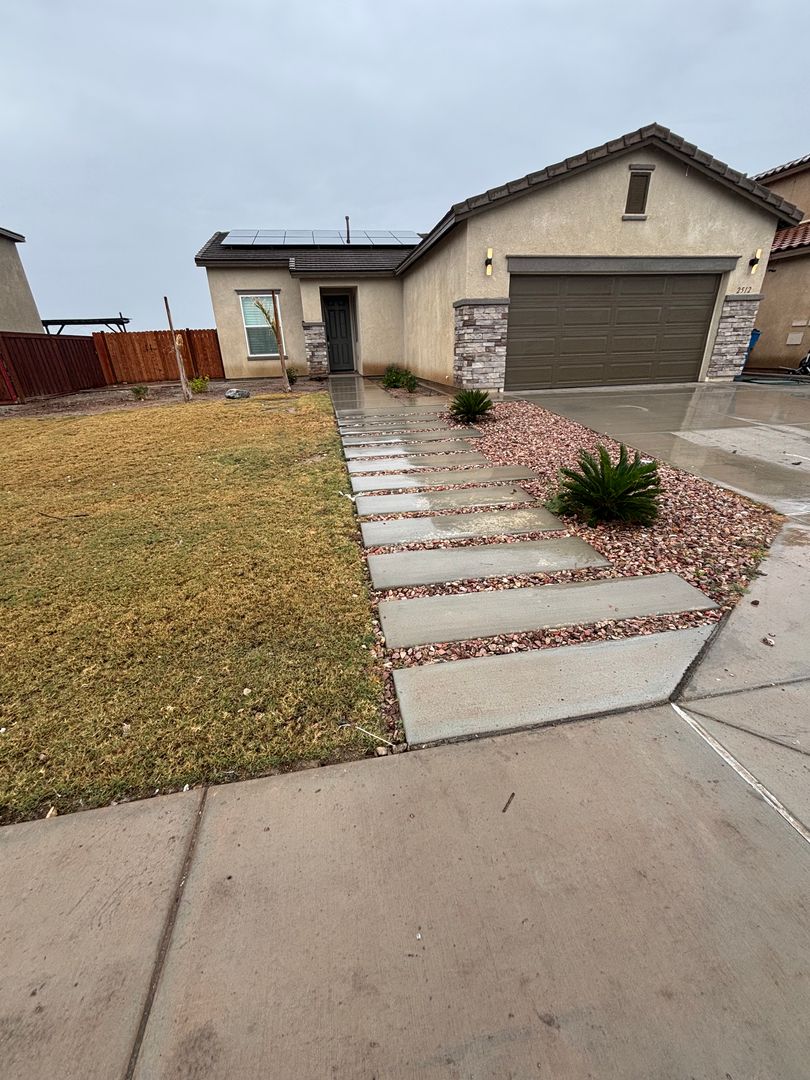 Imperial House: 2512 Vista Del Mar Ln.