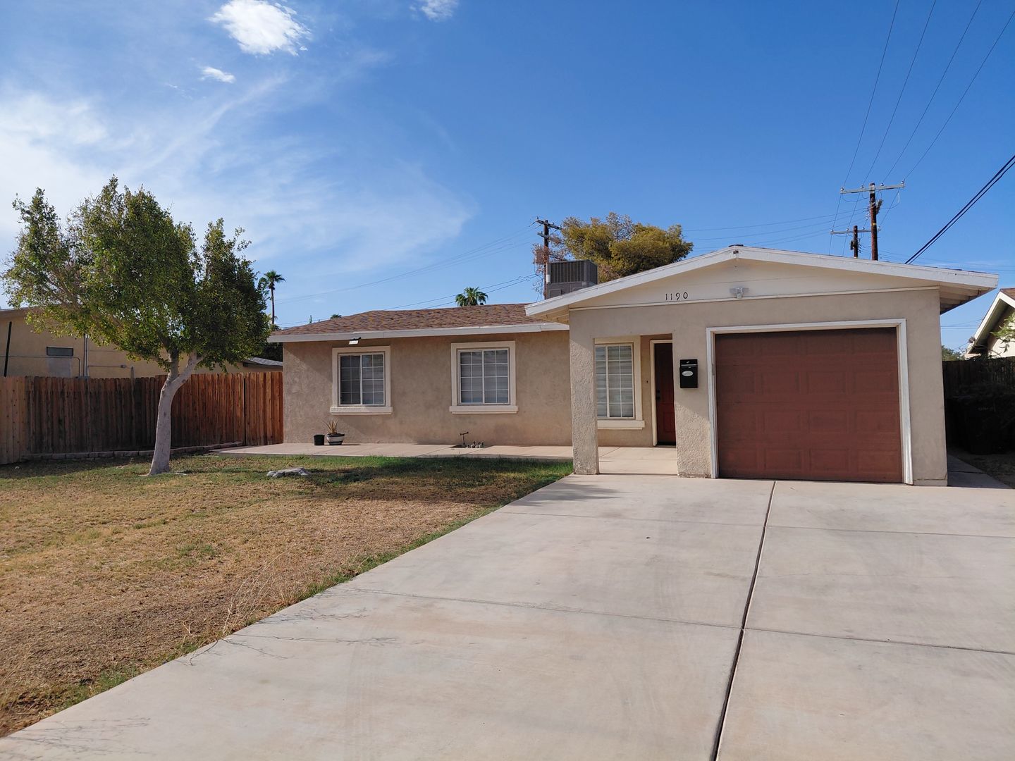 El Centro House: 1190 Ocotillo Dr
