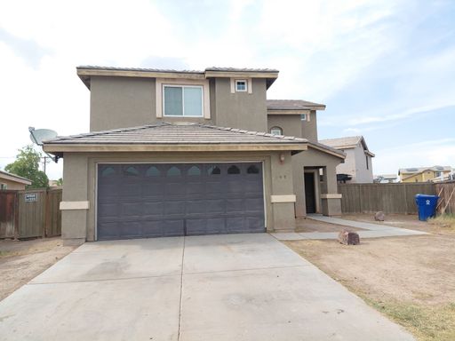 Spacious 4BD/3BA Home with Large Backyard in Imperial