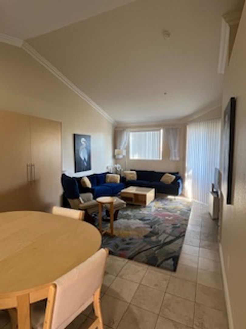 Las Vegas Condo: 230 E Flamingo Rd #406