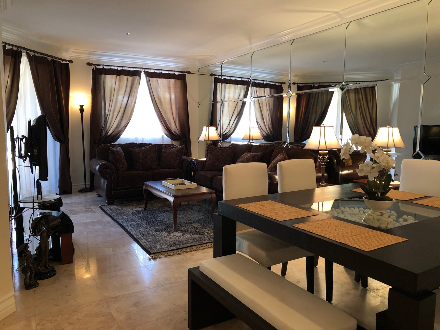 Las Vegas Condo: 270 E. Flamingo Rd. #132