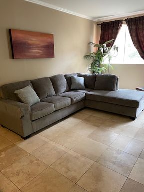Meridian 2 bed | 2 bath Luxury Condo w/ Utilities and COX Internet Included. – photo 1