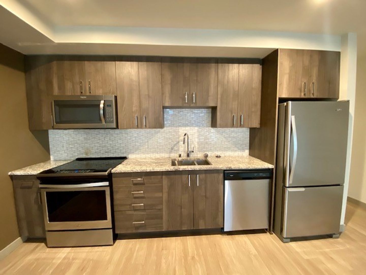 Seattle Apartment: 1050 James Street