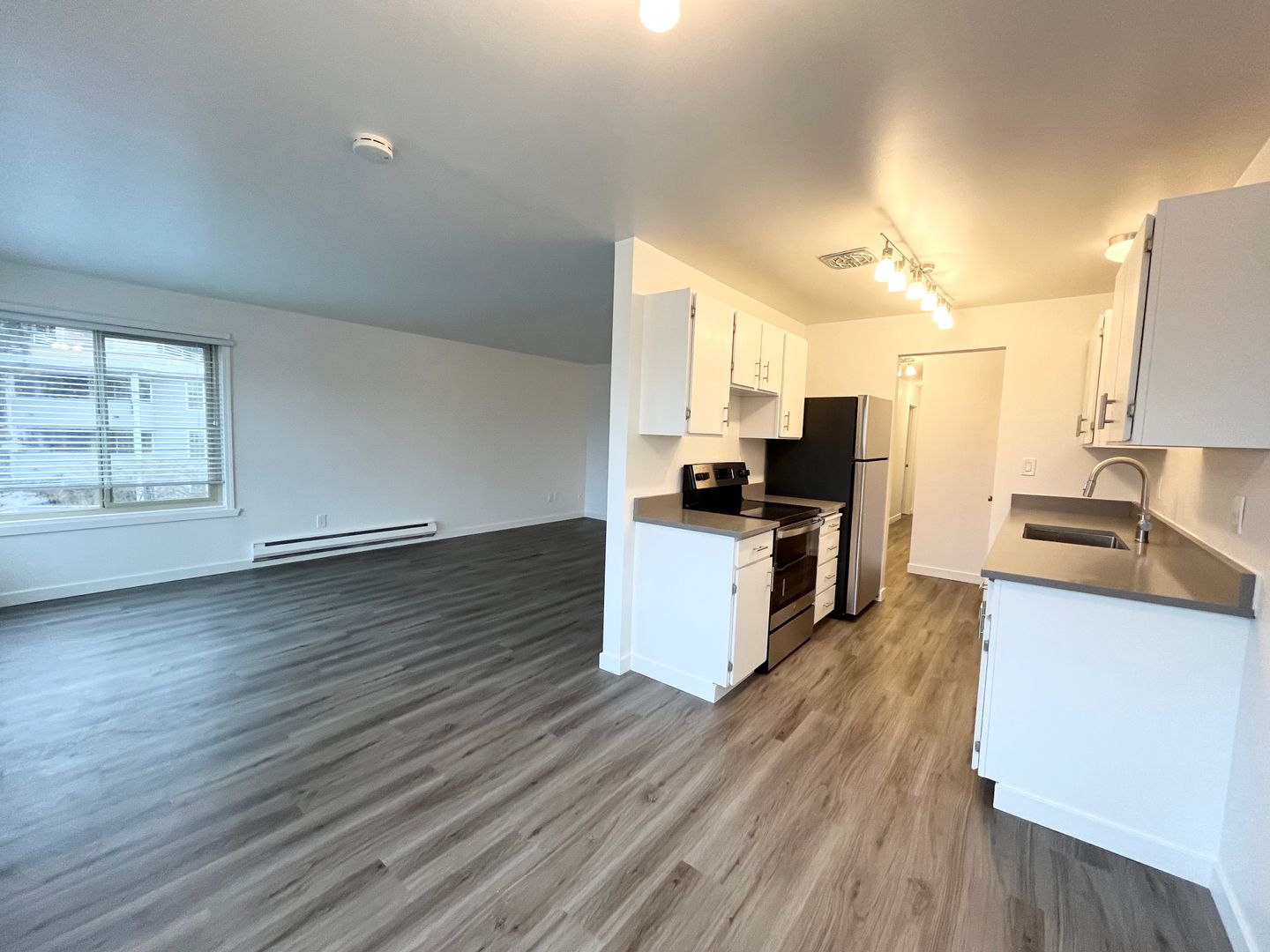 Seattle Apartment: 5319 24th Ave NE