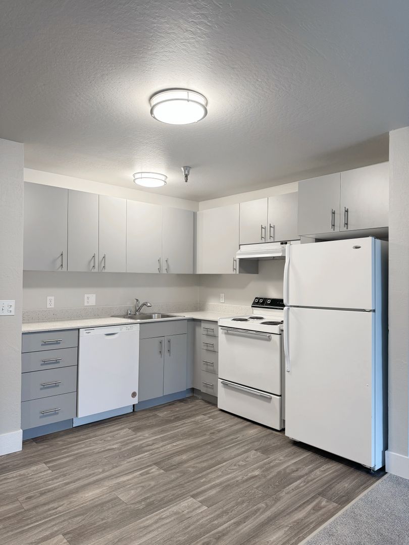Seattle Apartment: 11501 15th Ave NE