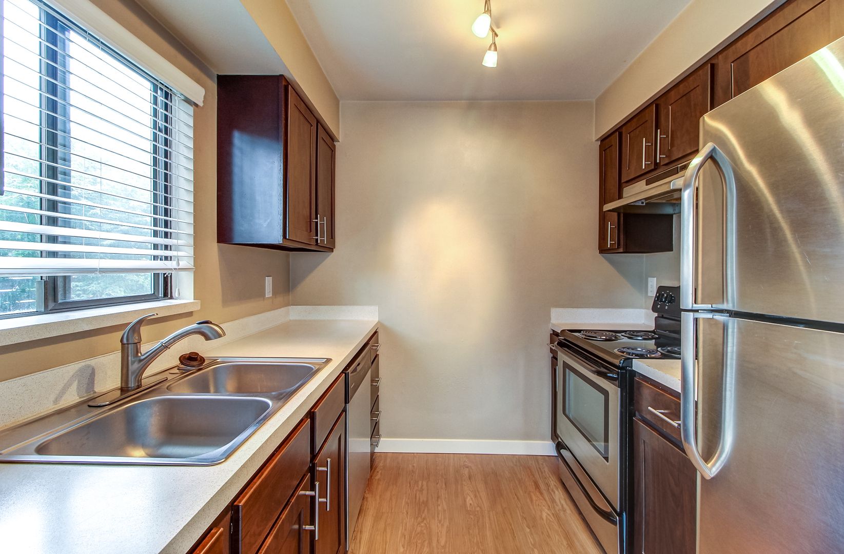 Seattle Apartment: 3036 & 3040 60th Avenue SW