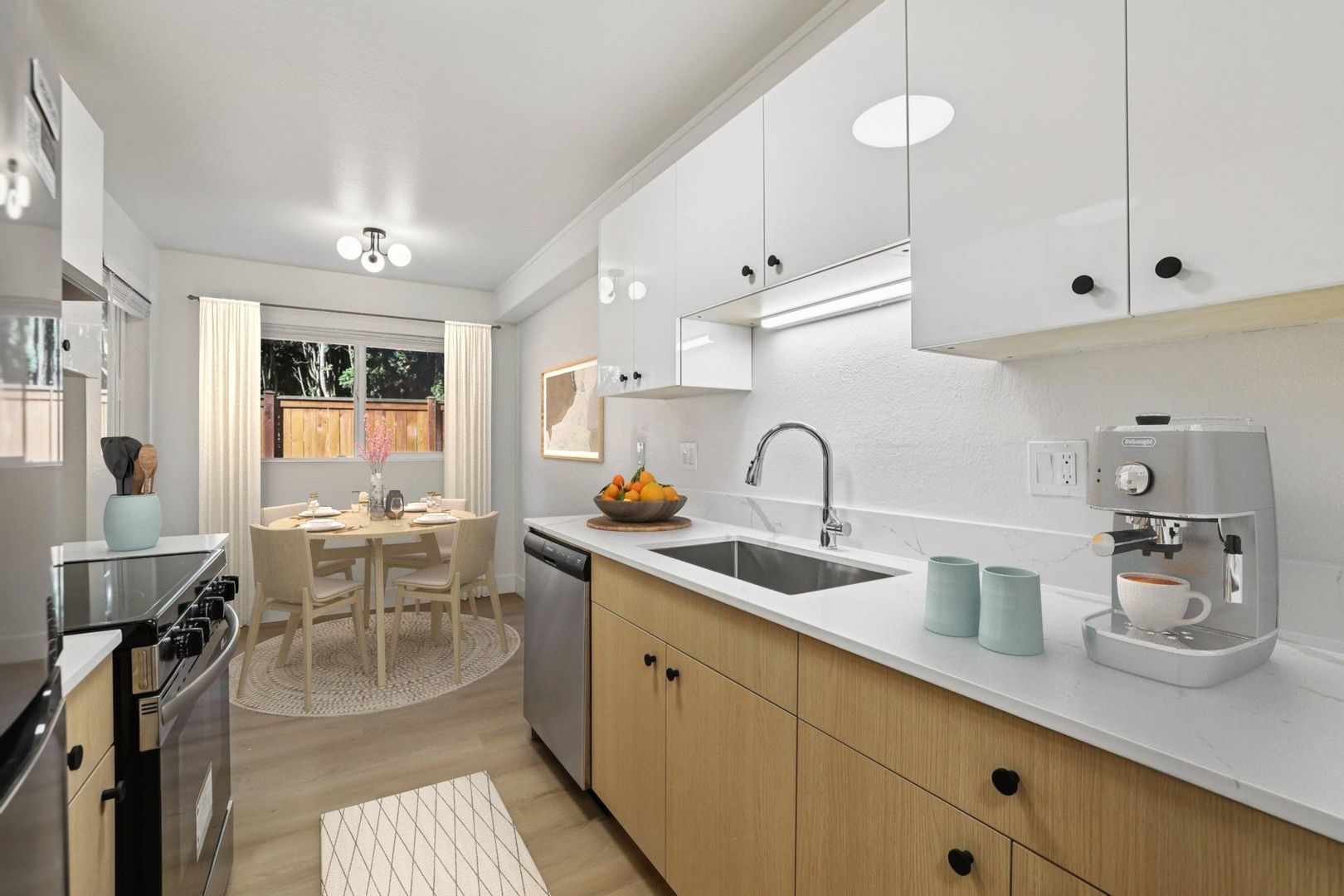 Edmonds Apartment: 7714 196th St SW