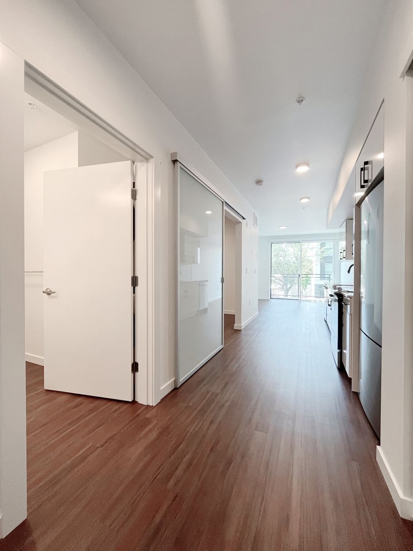 Seattle Apartment: 4600 Union Bay Place NE