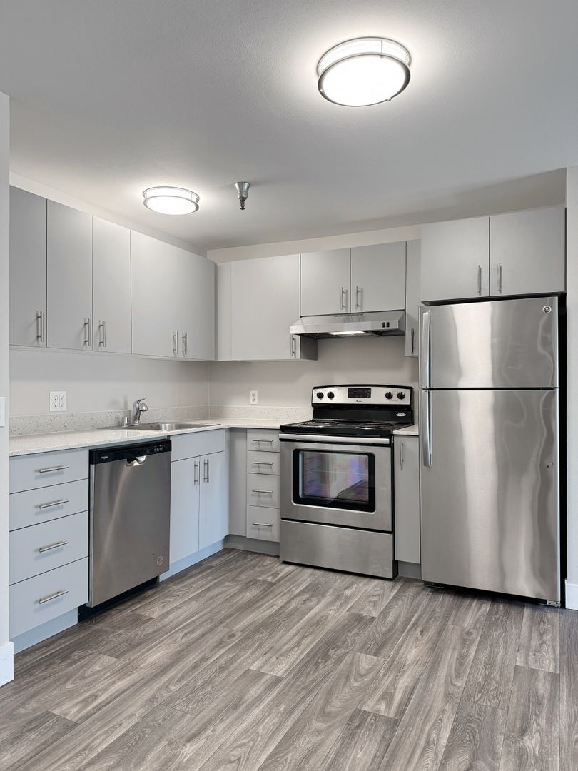 Seattle Apartment: 11501 15th Ave NE