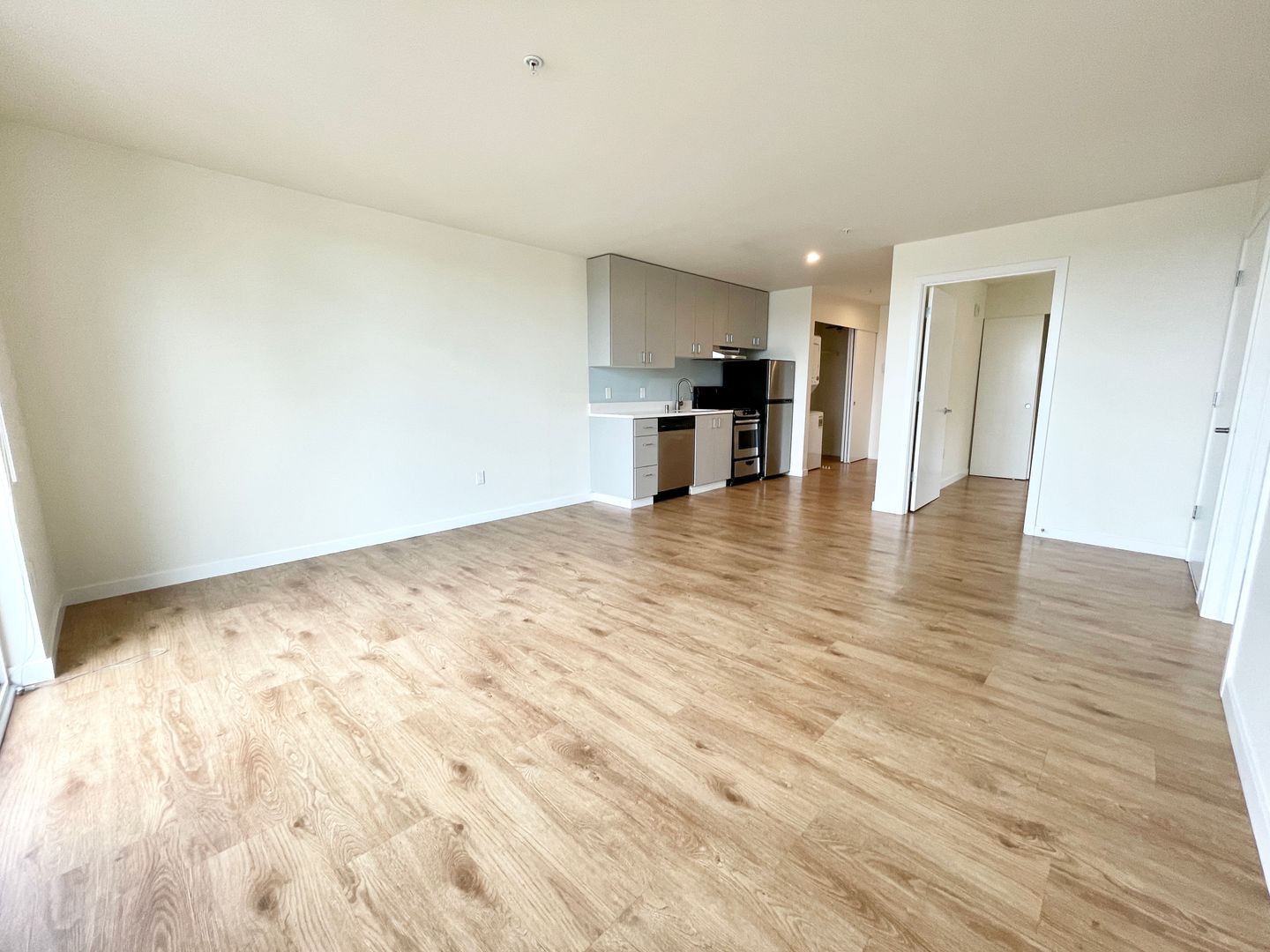 Seattle Apartment: 2249 NE 46th Street