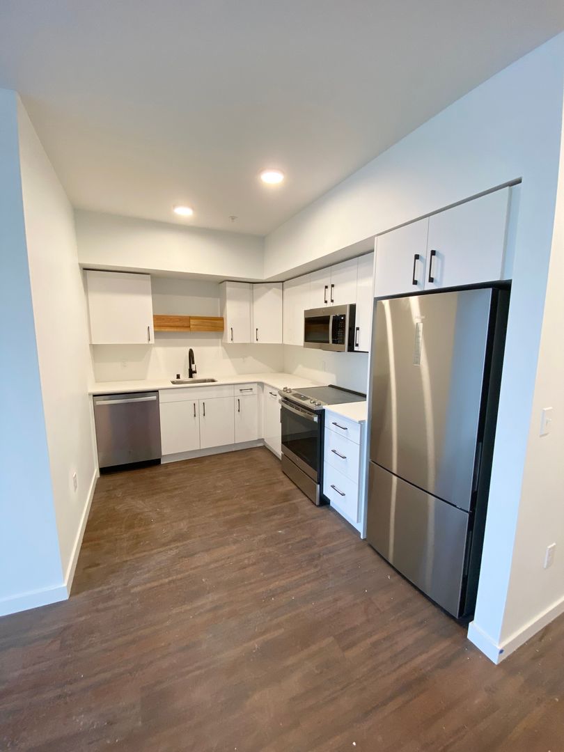 Seattle Apartment: 4600 Union Bay Place NE