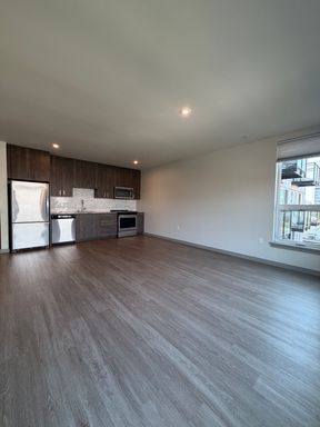 1 MONTH FREE!!! Floor to Ceiling Windows in this Spacious MFTE One Bed!! 75% AMI – photo 1