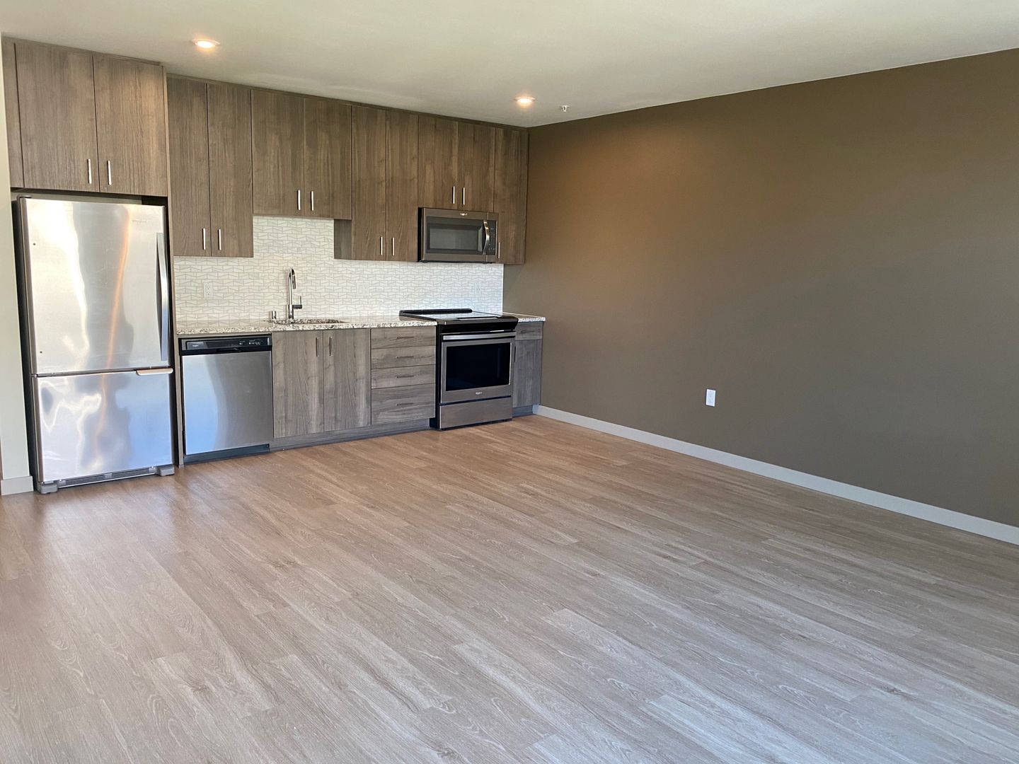 Seattle Apartment: 1050 James Street
