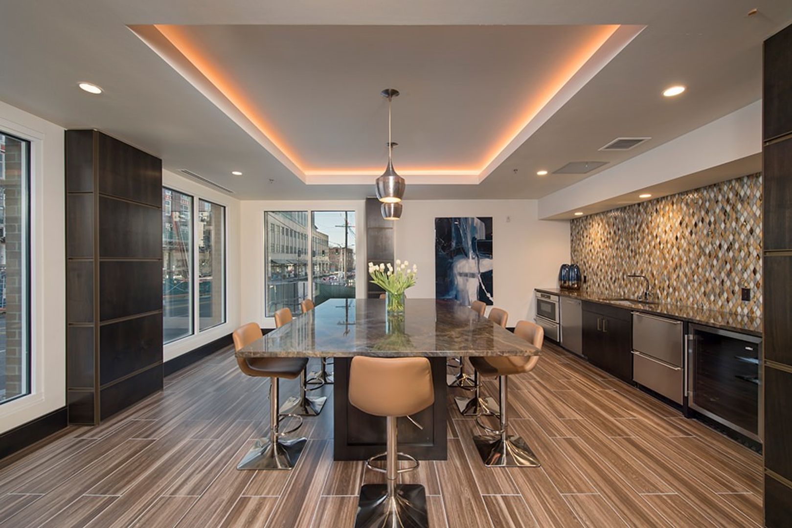 Seattle Apartment: 1050 James Street