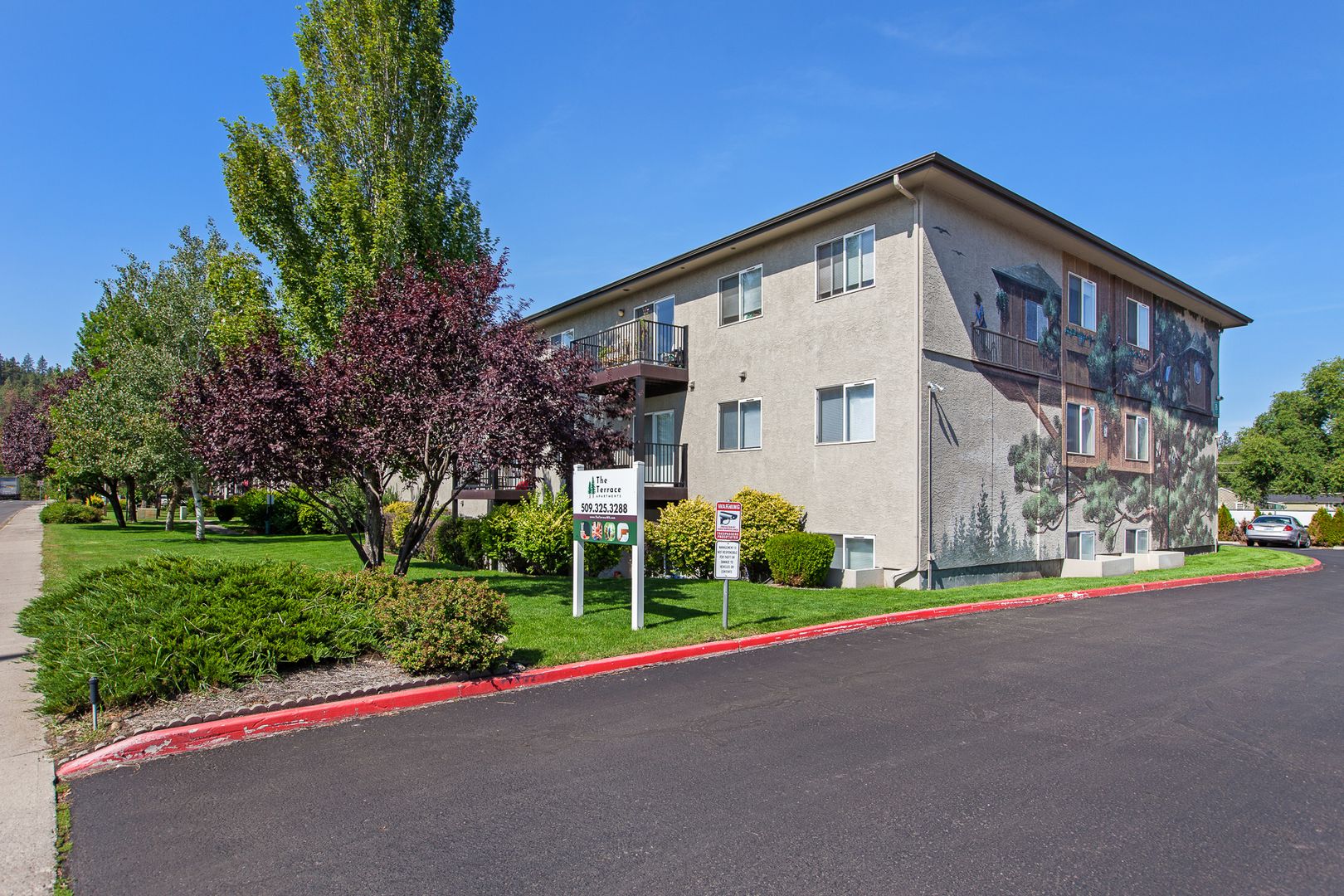 Spokane Apartment: 4150 & 4004 W. Whistalks Way