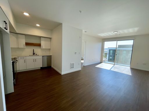 6 WEEKS FREE!! YOUR SEARCH ENDS HERE! Stunning one bedroom! Large Balcony! – photo 1