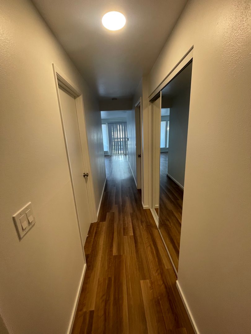 Kirkland Apartment: 407 2nd Street South & 410 Lake Street South