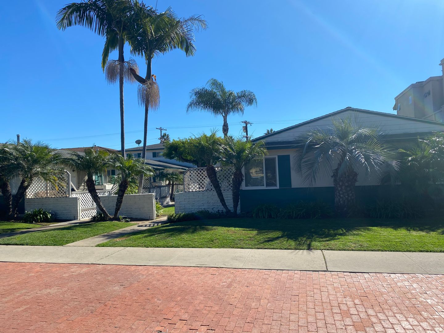San Diego Apartment: 1149-1155 Felspar Street