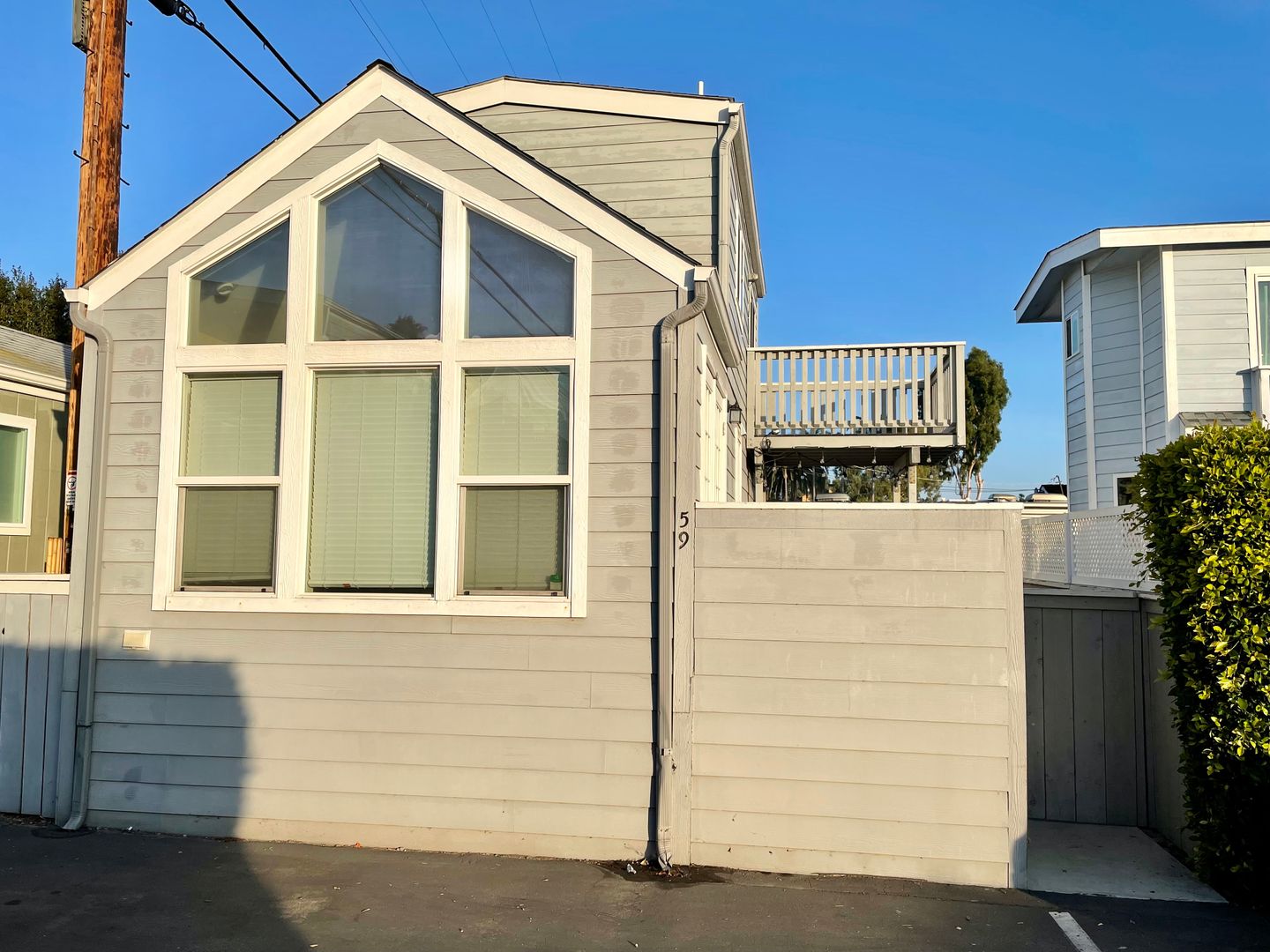 Encinitas Apartment: 1624 N Coast Hwy 101