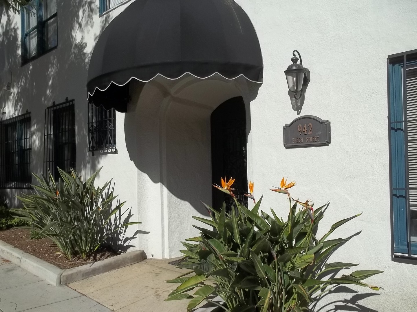 San Diego Apartment: 942 Beech Street