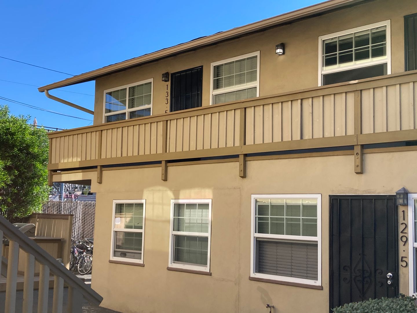 Coronado Apartment: 129-143 D Avenue