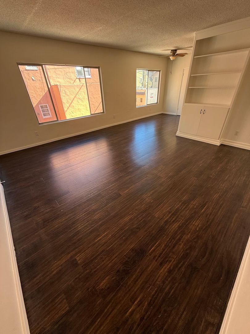 San Diego Apartment: 3953-3967 Centre Street