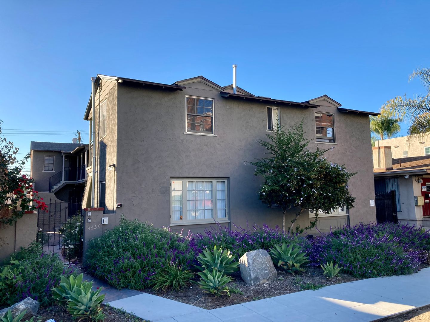 San Diego Apartment: 3650 4th Avenue  - 09